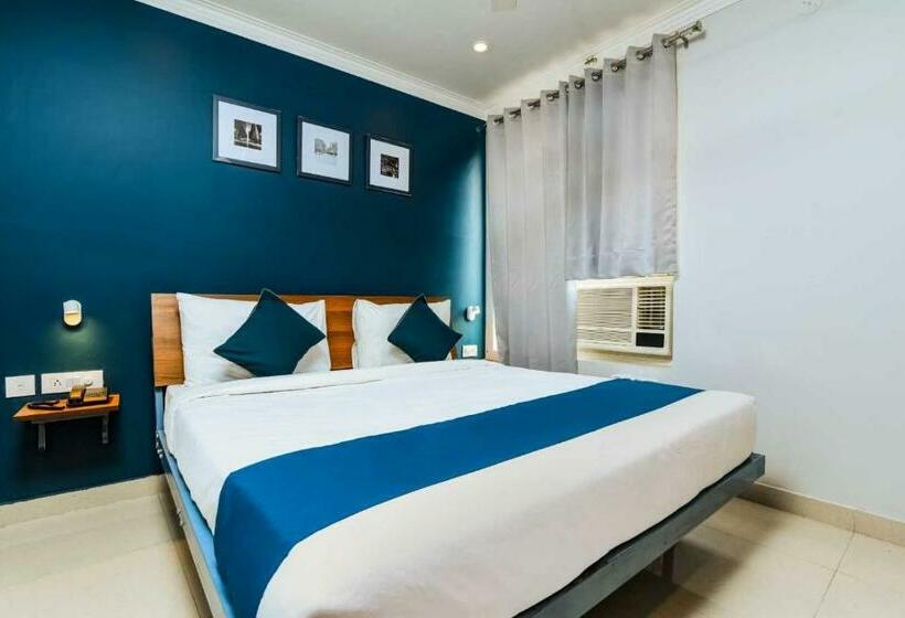 Habitació Triple Clàssica, Collection O Telone Stay