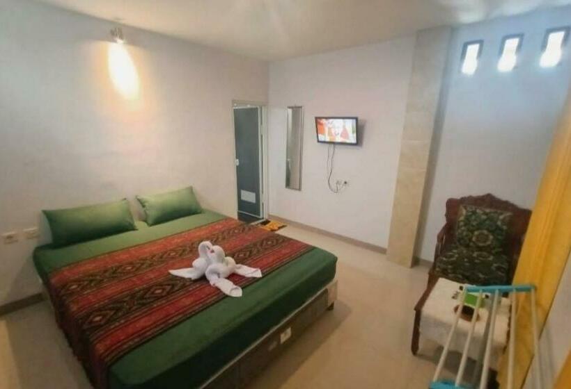 חדר דלוקס, Oyo 92756 Kos Moncok