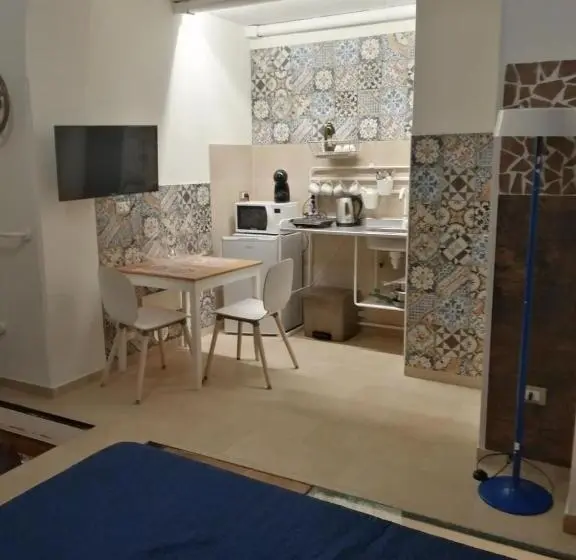 Deluxe Kolmen Hengen Huone, Domus Case Vacanze Civico Del Mare