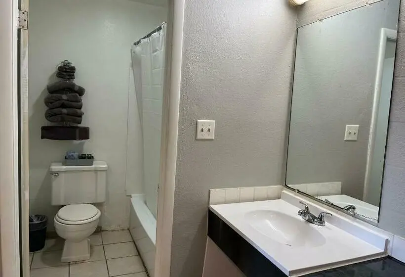 デラックスルーム, Budget Inn Of Mena
