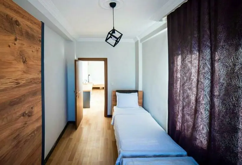 Perhesviitti, İmroz Adali S Butik Otel
