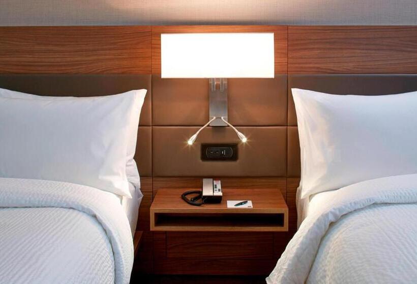 Номер Стандарт, Ac Hotel By Marriott Atlanta Buckhead At Phipps Plaza