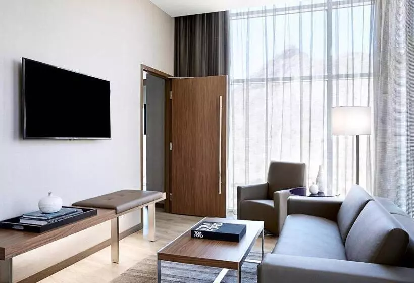 キングサイズベッドのスイートルーム, Ac Hotel By Marriott Phoenix Tempe/downtown