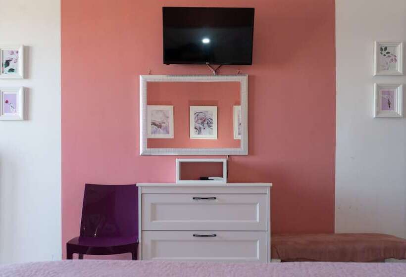 اتاق استاندارد, B&b Piramide Terrace