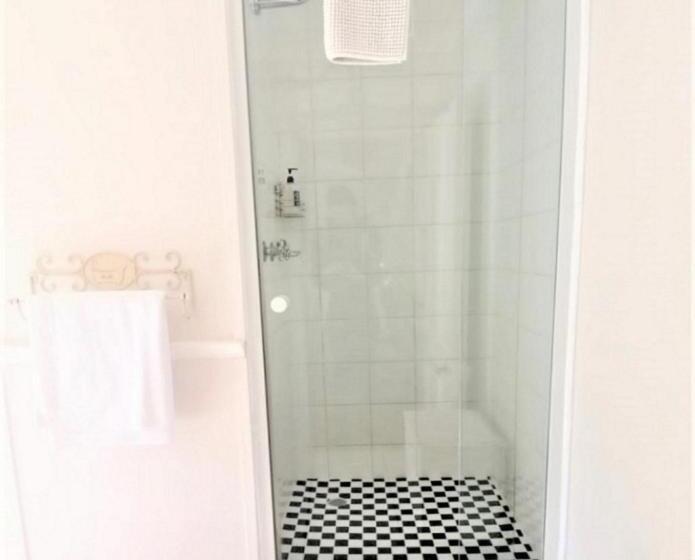 コンフォートルーム, Gateside Guesthouse