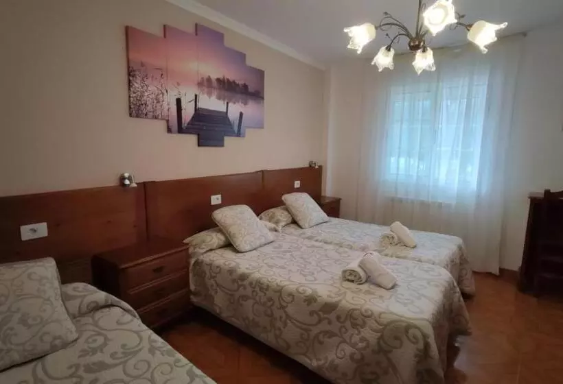 Camera Tripla Standard, Casa David