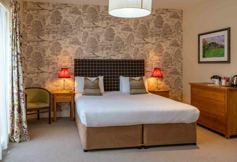 اتاق سوپریور, The White Hart, Wroughton
