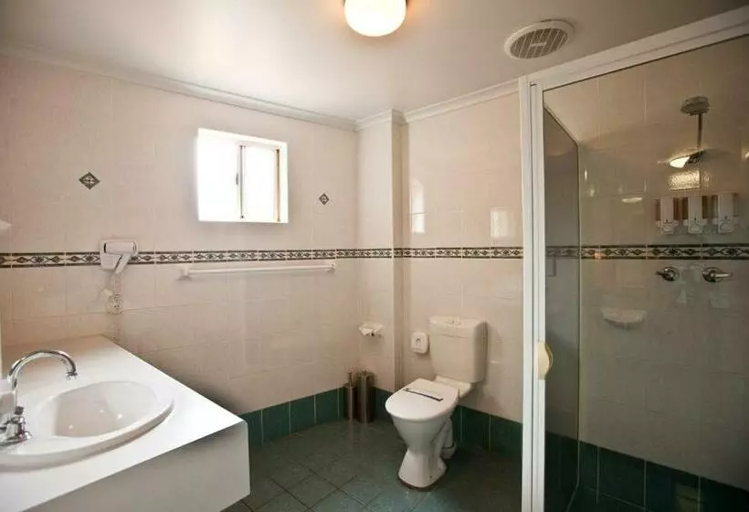 2 Bedroom Suite
