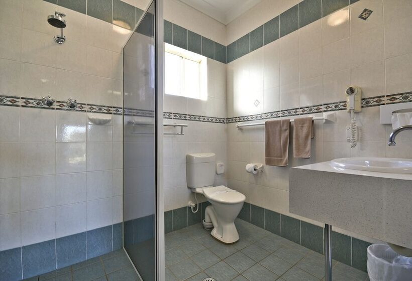 家庭间, Abel Tasman Motor Inn