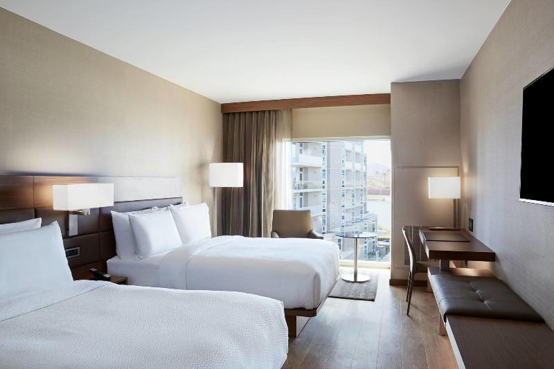 اتاق استاندارد با چشمانداز دریاچه, Ac Hotel By Marriott Phoenix Tempe/downtown