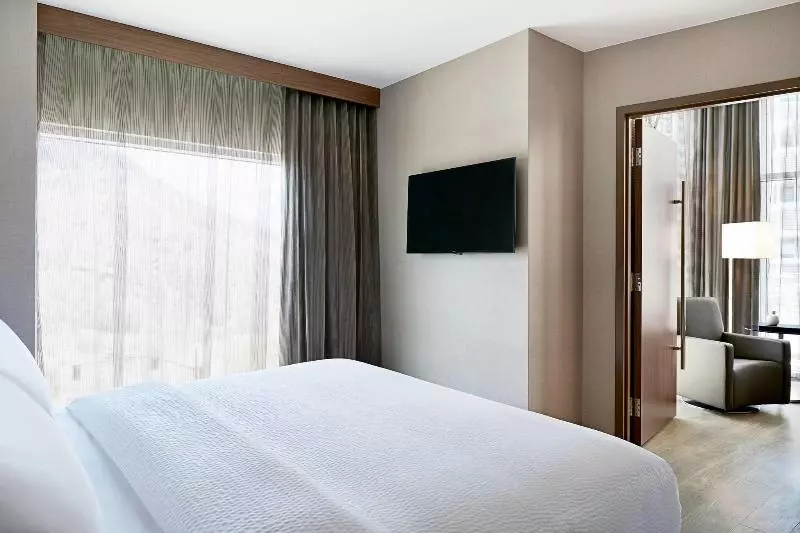 キングサイズベッドのスイートルーム, Ac Hotel By Marriott Phoenix Tempe/downtown