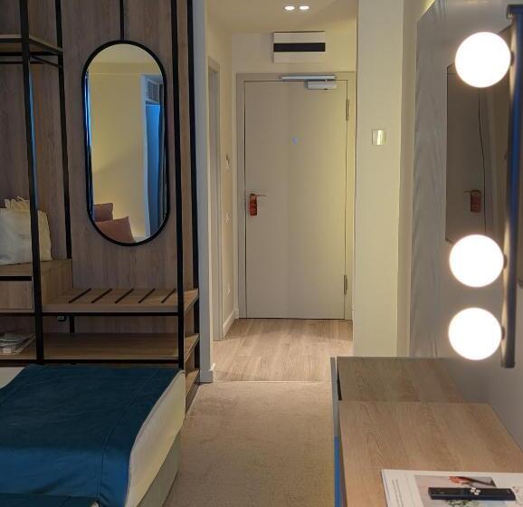 スタンダードルーム, Bavaria Blu