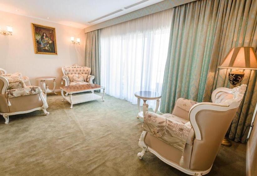 オーシャンビューの１ベッドルームデラックスアパート, Bavaria Blu