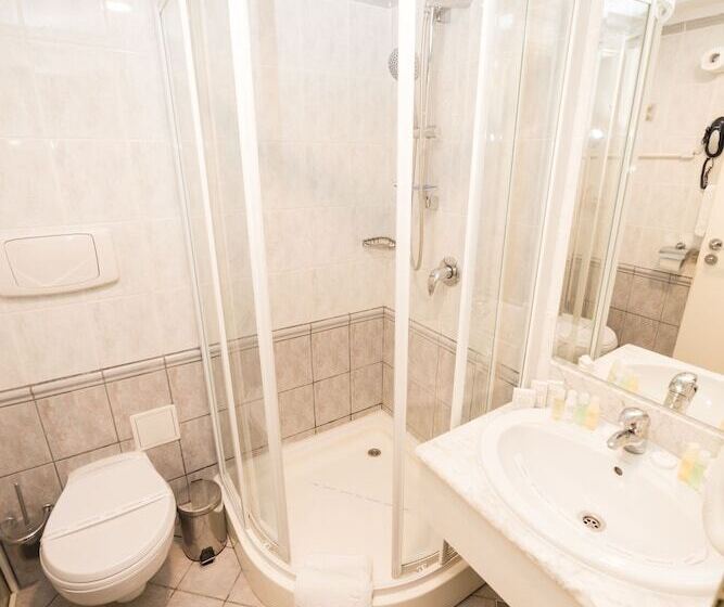 オーシャンビュースタンダードルーム, Bavaria Blu