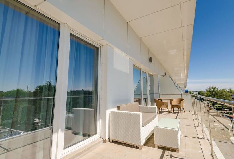 オーシャンビューデラックスルーム, Bavaria Blu