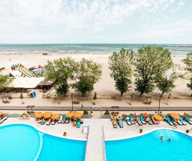 オーシャンビューの１ベッドルームデラックスアパート, Bavaria Blu