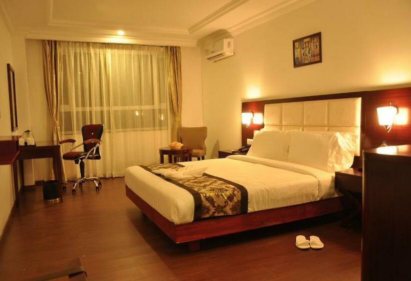 带大床的标准间, Grand Clarks Inn