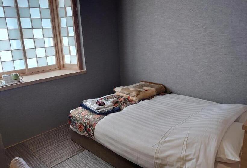 스탠다드 룸, Isago Kobe