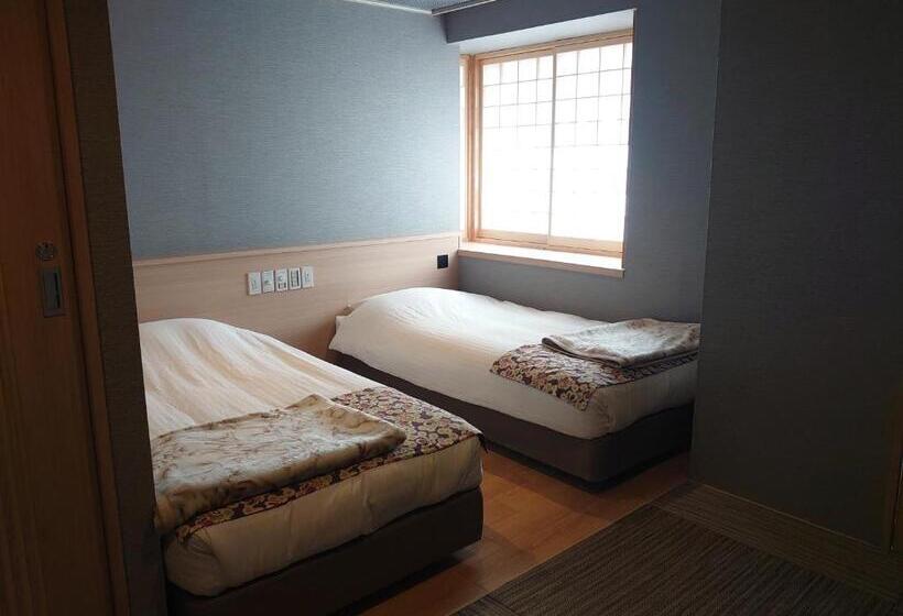 Номер Стандарт, Isago Kobe