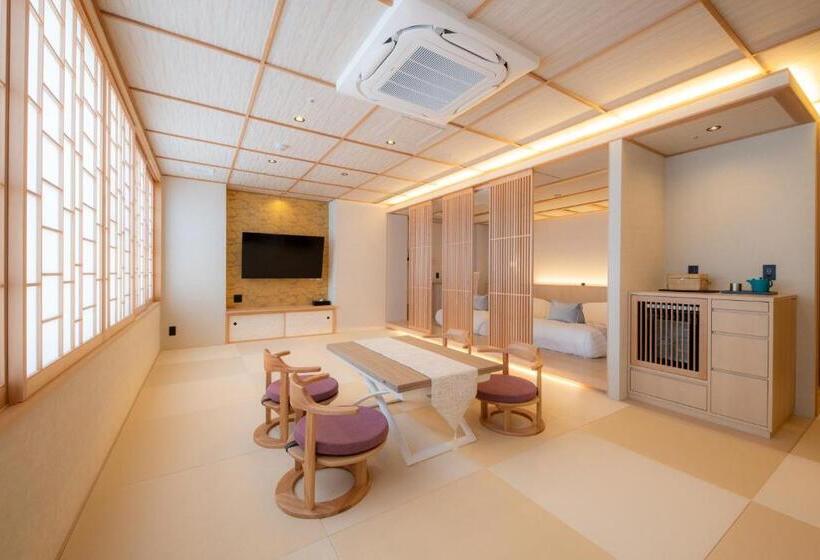 Люкс с гидромассажем, Isago Kobe