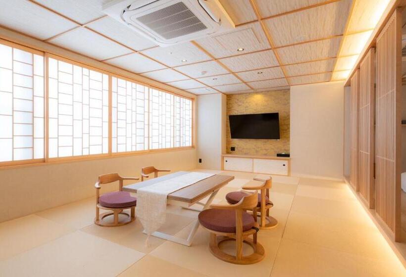 Люкс с гидромассажем, Isago Kobe