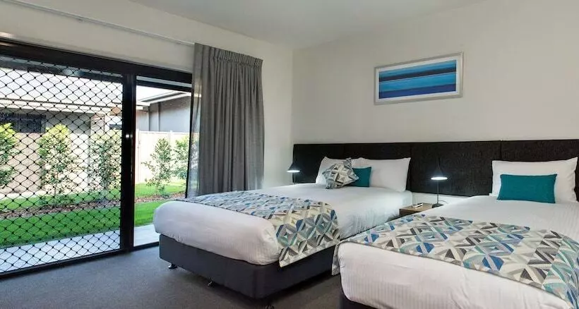 اتاق خانوادگی, Quality Resort Parkhurst