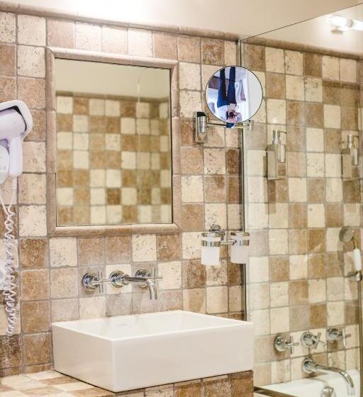 غرفة ديلوكس, Le Petit Palais D'aglae