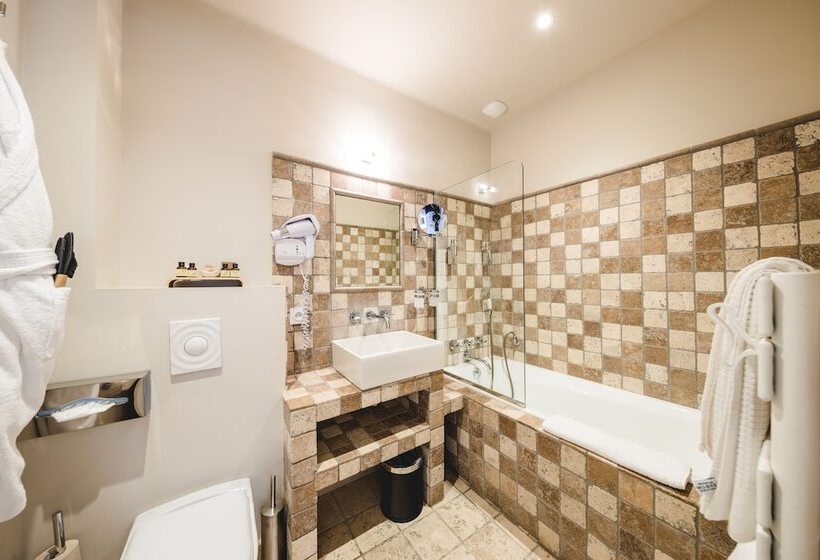 غرفة ديلوكس, Le Petit Palais D'aglae