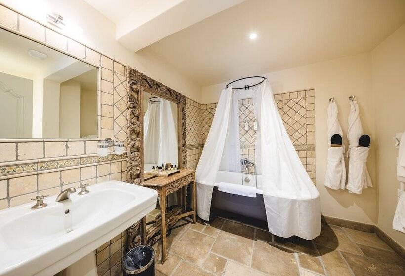 غرفة ديلوكس مزودة بشرفة, Le Petit Palais D'aglae