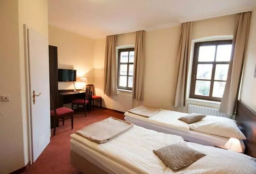 Standard Room, Linde Restaurant &