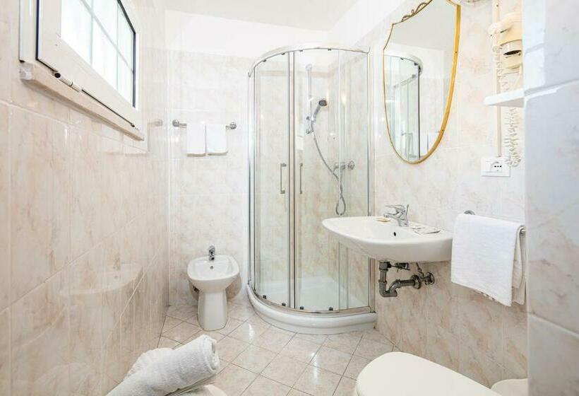 スタンダードルーム, Marco Polo