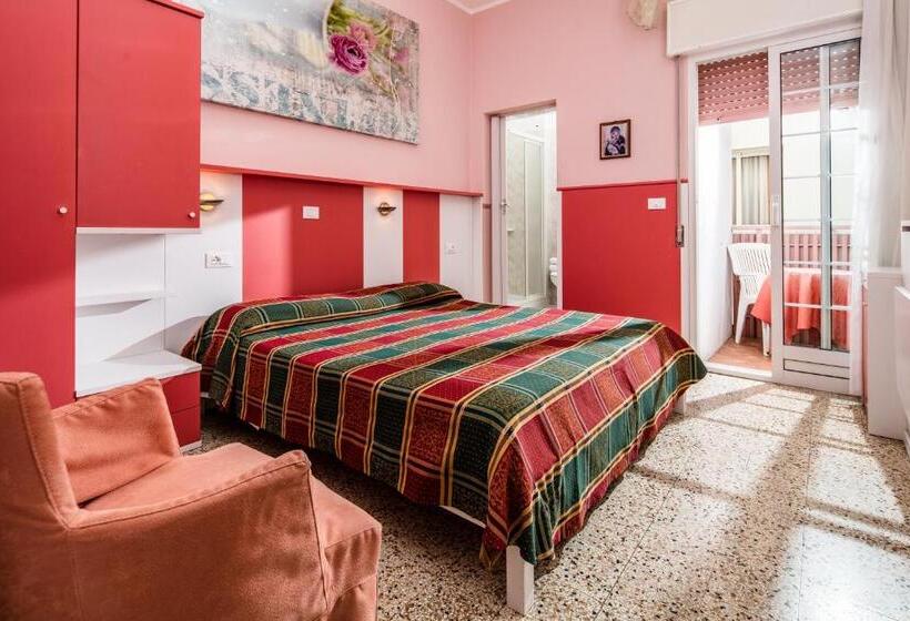 Comfort room with balcony, Marco Polo