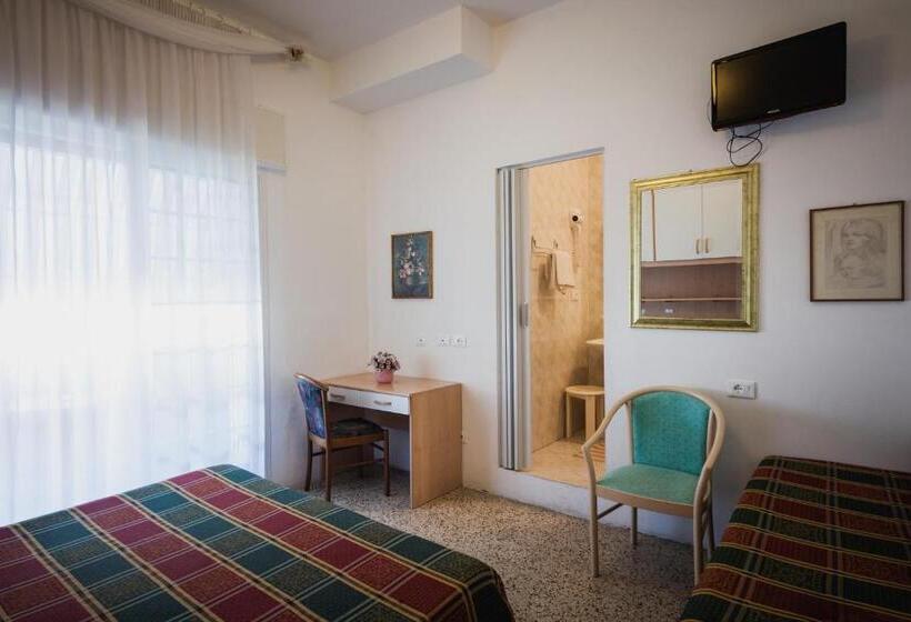 Comfort room with balcony, Marco Polo