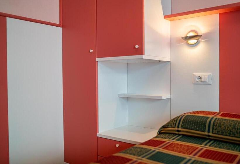 Comfort room with balcony, Marco Polo