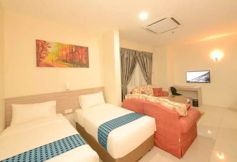 Deluxe Neljän Hengen Huone, Nadias Hotel Cenang Langkawi