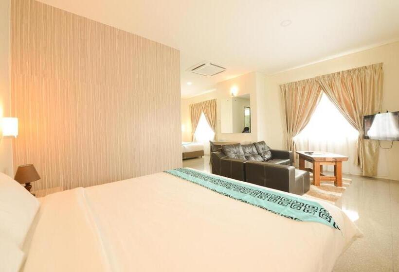 Семейный Номер Deluxe, Nadias Hotel Cenang Langkawi