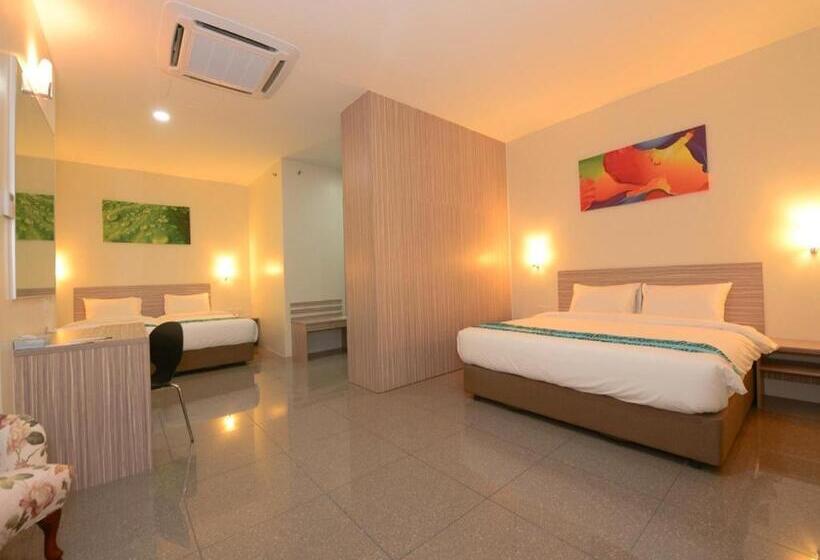 Семейный Номер Deluxe, Nadias Hotel Cenang Langkawi