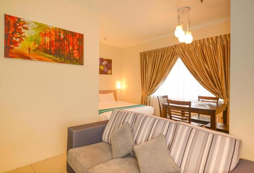 Полулюкс, Nadias Hotel Cenang Langkawi