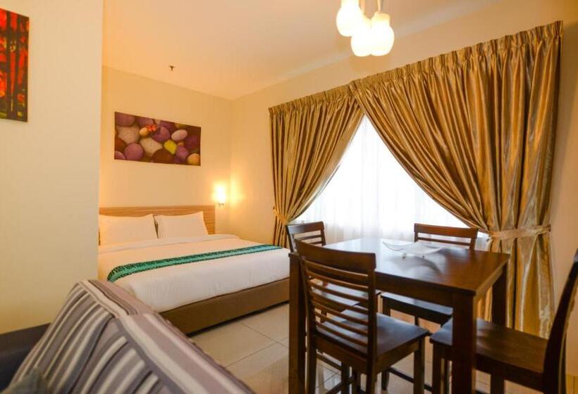 Полулюкс, Nadias Hotel Cenang Langkawi