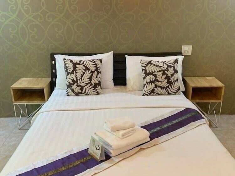 标准间, Nan Thara Place