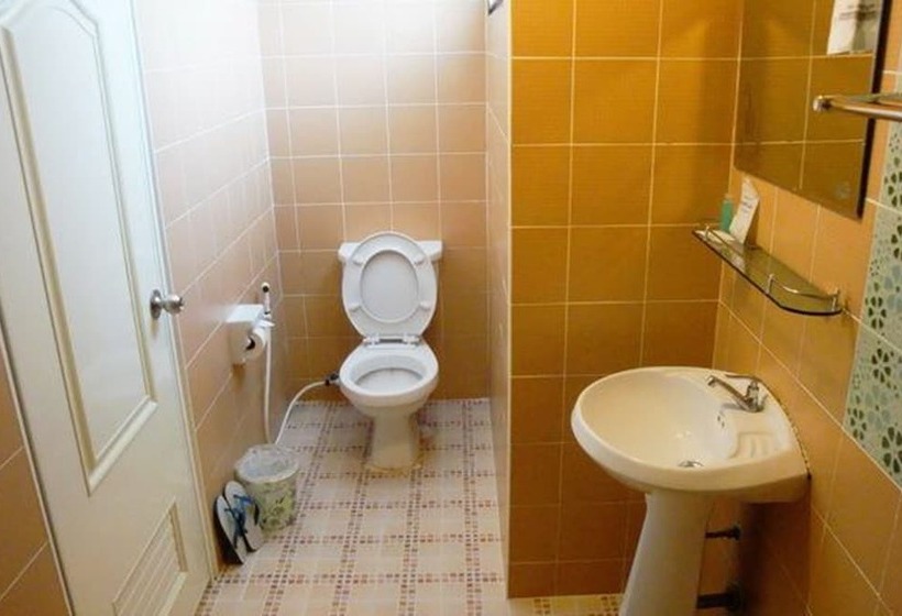 标准间, Nan Thara Place