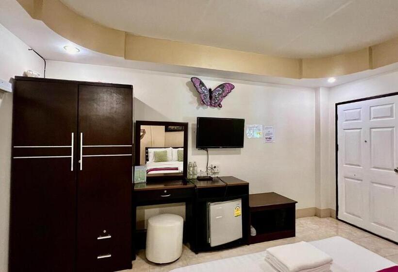 标准间, Nan Thara Place