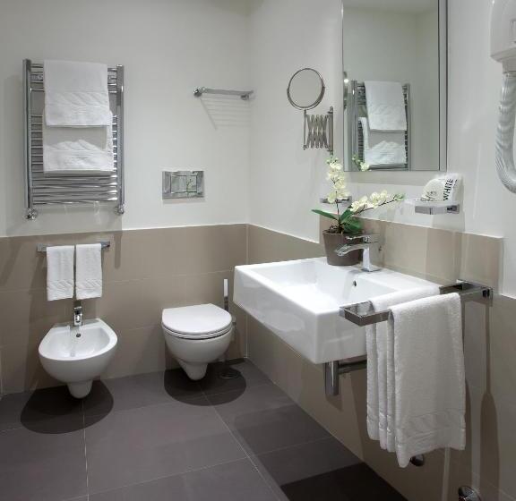 חדר דלוקס, Regola Suite