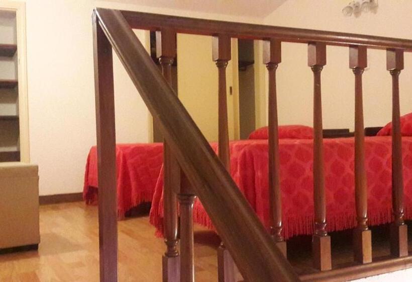 4 Bett Economy Zimmer, Rivoli