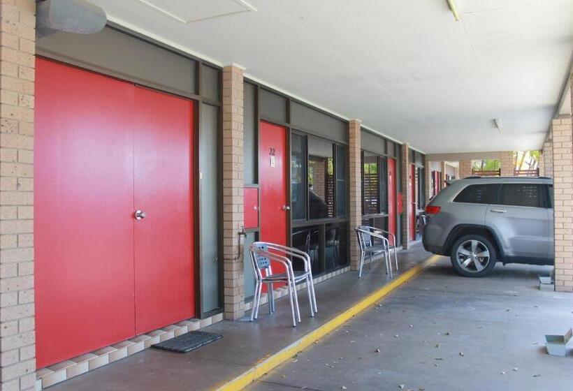 标准间, Sarina Motor Inn