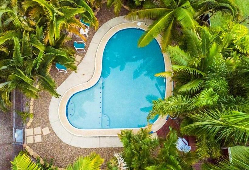 Номер Стандарт, Tin Can Bay Motel