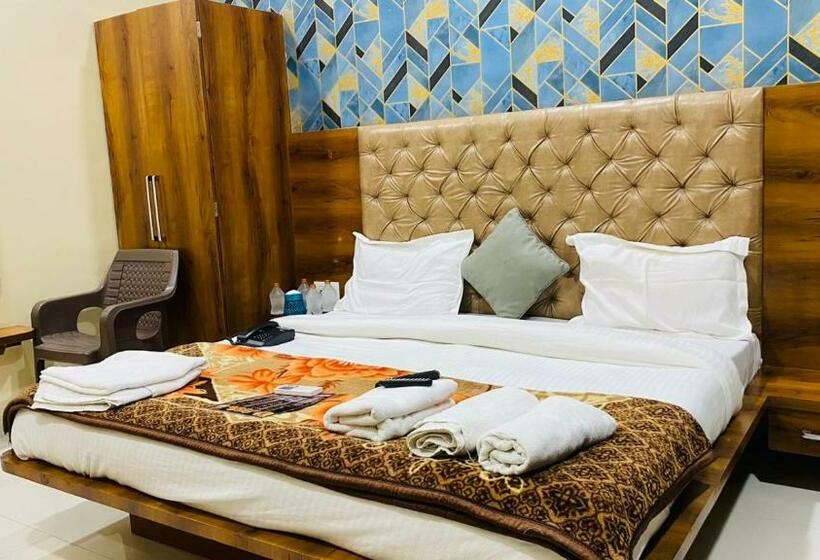 חדר דלוקס עם מרפסת, Annpurna Residency