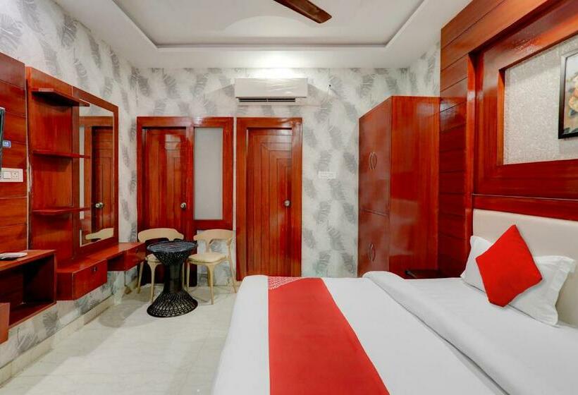 غرفة كلاسيكية ثلاثية, Oyo Flagship 81501 Sambhav Hotel And Restaurant