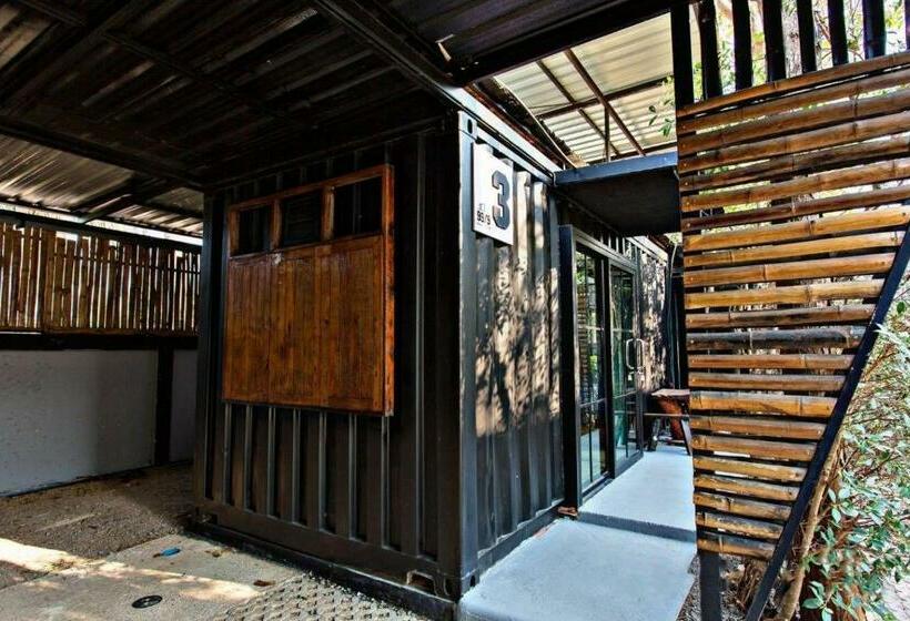 غرفة قياسية سرير كينج, 99/9 Box Resort