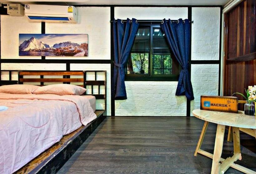 غرفة قياسية سرير كينج, 99/9 Box Resort